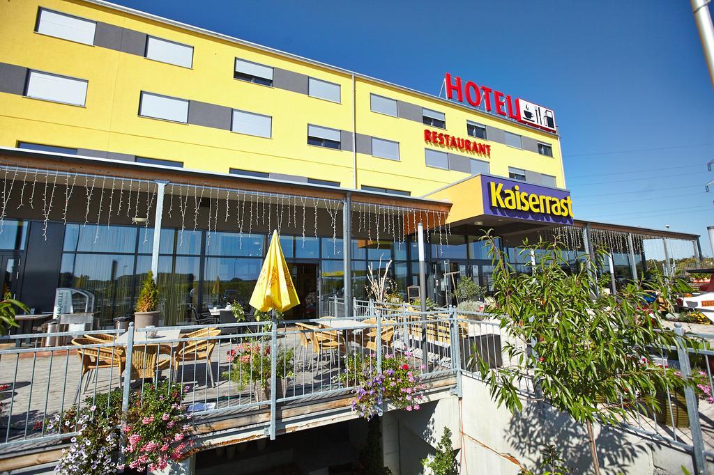Kaiserrast Stockerau Exterior foto